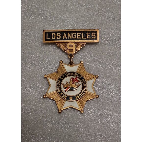 Los Angeles Masonic Knights Templar Badge.
King of Kings, Lord of Lords - Picture 1 of 5